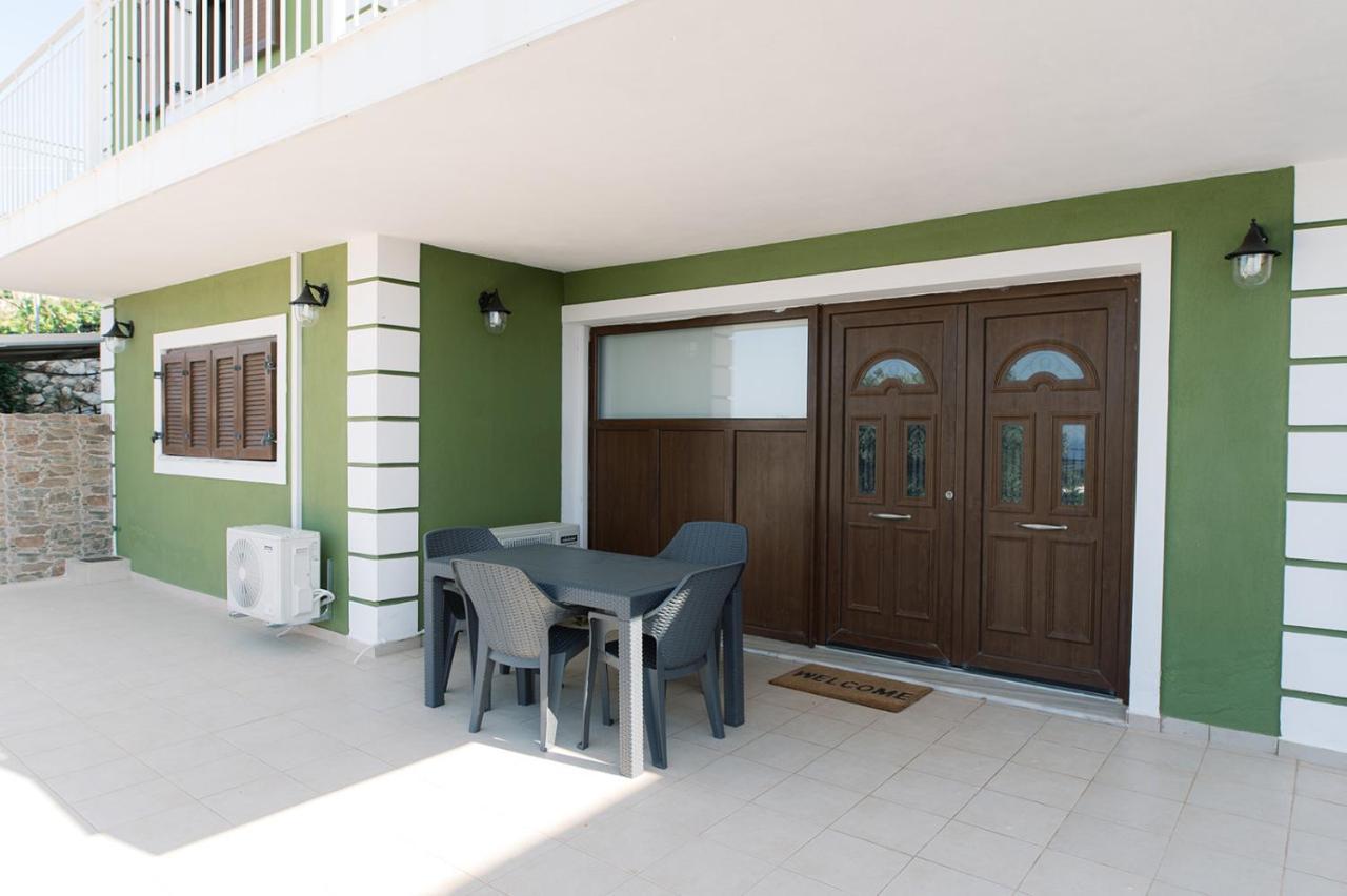 Lakis Apartment Vlachata