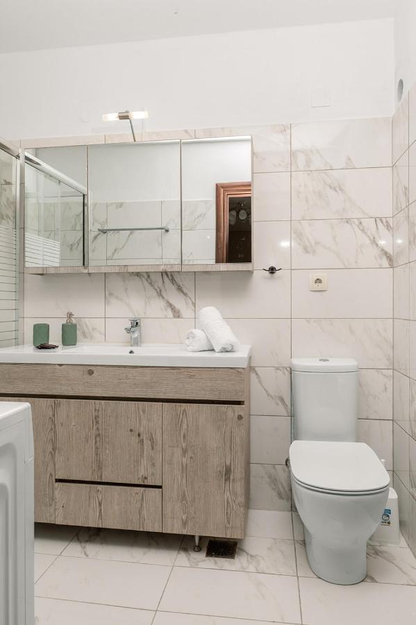 Appartement Lakis *